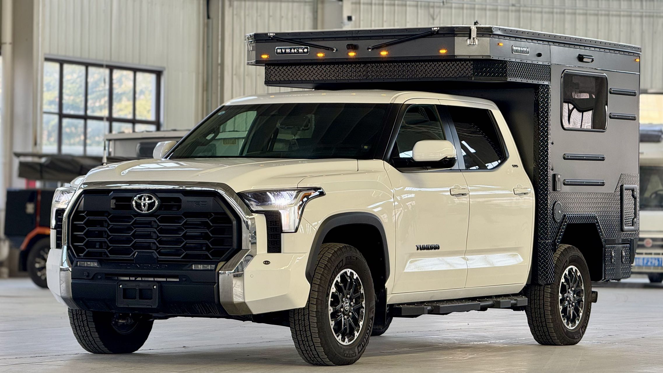  RVBACK · 麦卡无疆-丰田坦途版越野房车